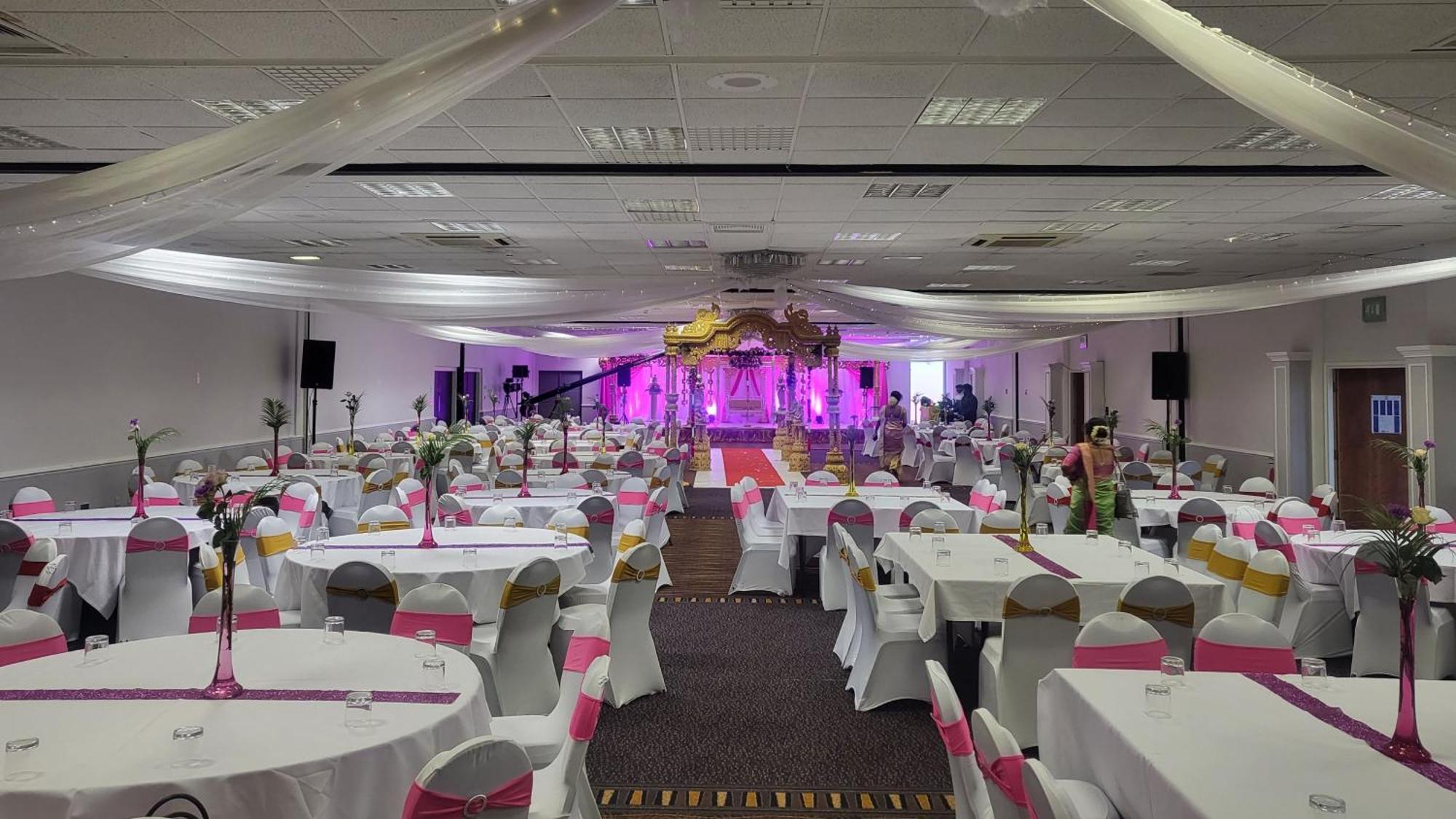 M56 Junction 12 By Ihg Hotel Runcorn